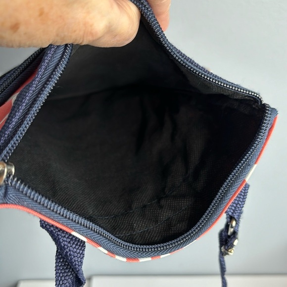 PURSE (CROSSBODY)*** - Picture 4 of 4